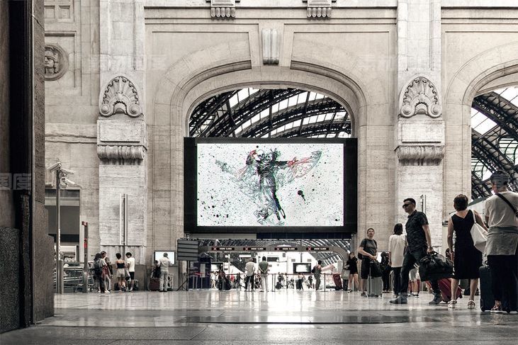 高端高铁复古火车站广告设计展示样机[PSD]