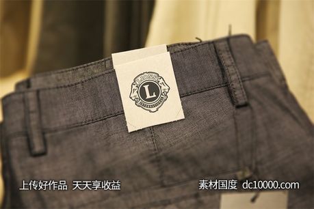 LOGO贴图样机PSD展示效果图 - 源文件